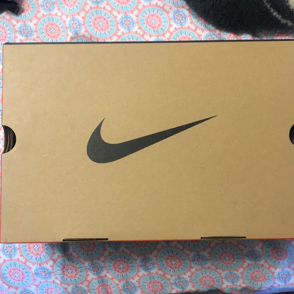 I brought a pair not knwin my GF had got me a pair - Picture 2 of 8